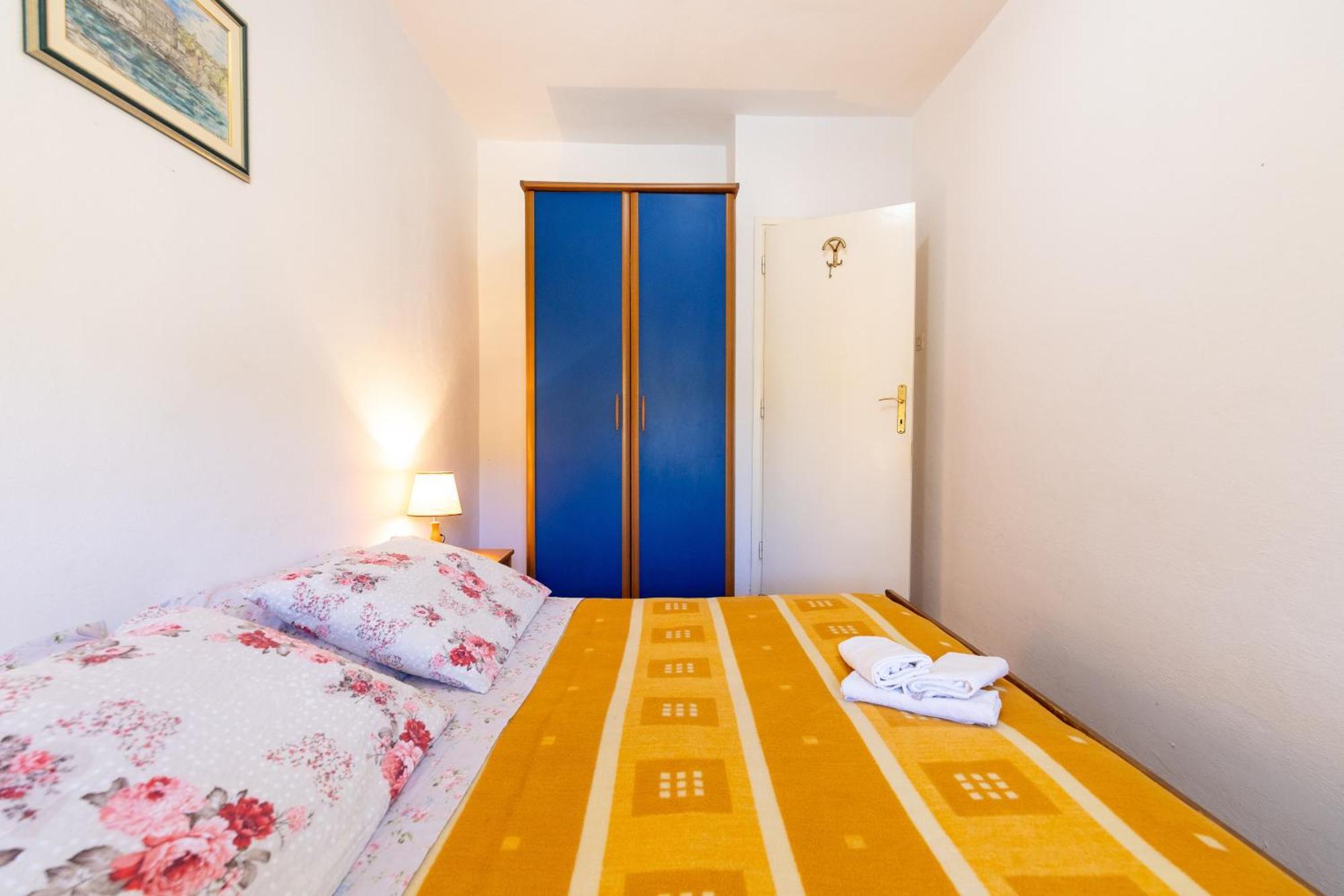 Apartments By The Sea Cove Zarace - Gdinj, Hvar - 2047 Oda fotoğraf